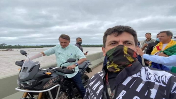 Escolhido para escoltar Bolsonaro na ponte do Madeira, Junior Paris Dakar relata emoção